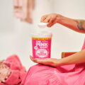 THE PINK STUFF Prášok na odstránenie škvŕn z farebnej bielizne, 1 kg